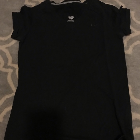 Nike Tops - Nike dri fit t shirt Nike Tops - Nike dri fit t shirt